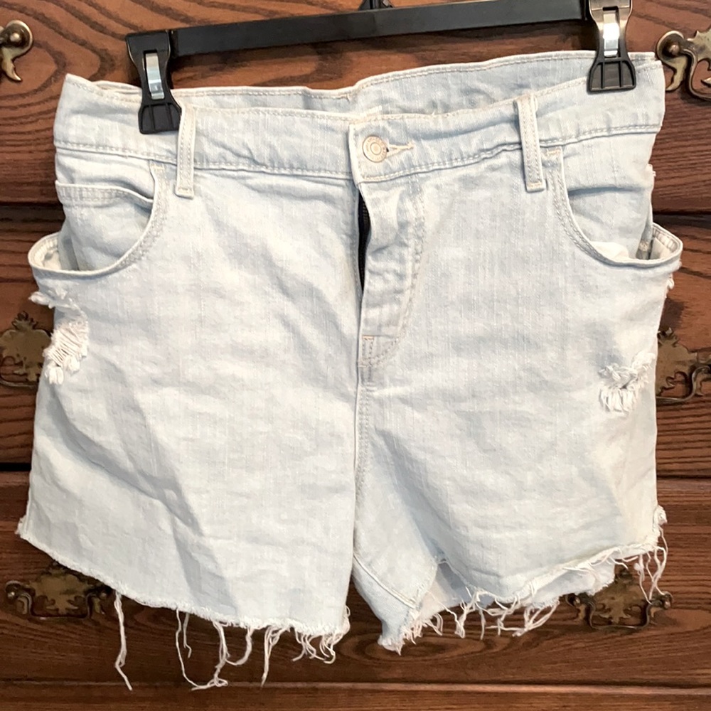 Old Navy Mid Rise Boyfriend Shorts